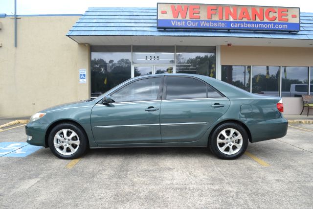 2006 Toyota Camry XLE V6 114370A