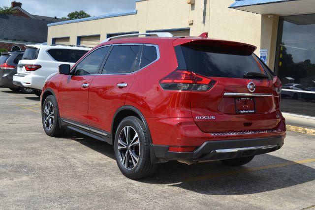 2017 Nissan Rogue SL 775740