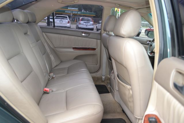 2006 Toyota Camry XLE V6 114370A