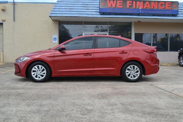 2017 Hyundai Elantra SE 6AT R071316