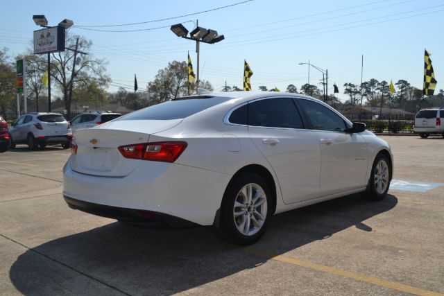 2018 Chevrolet Malibu LT 245933
