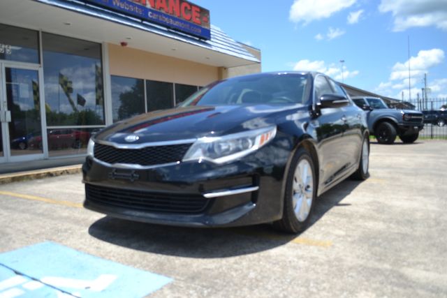 2018 Kia Optima LX AT's photo