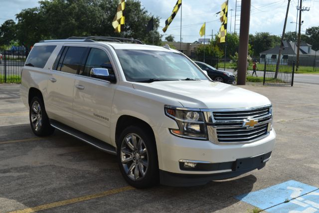 2015 Chevrolet Suburban LTZ - Photo 7
