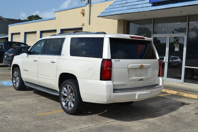 2015 Chevrolet Suburban 1500 LTZ R731685
